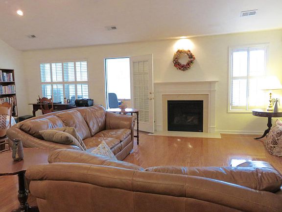 2nd image of 7013 Winter Oaks Way