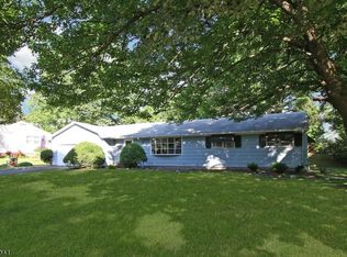 34 Amelia Dr, Clark, NJ 07066
