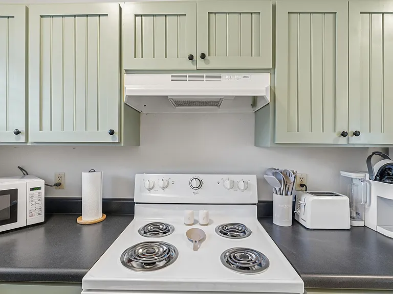 Full electric range and oven