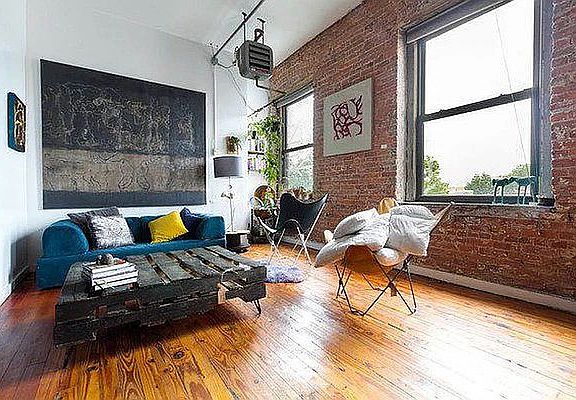 2nd image of 302 Nassau Ave #2