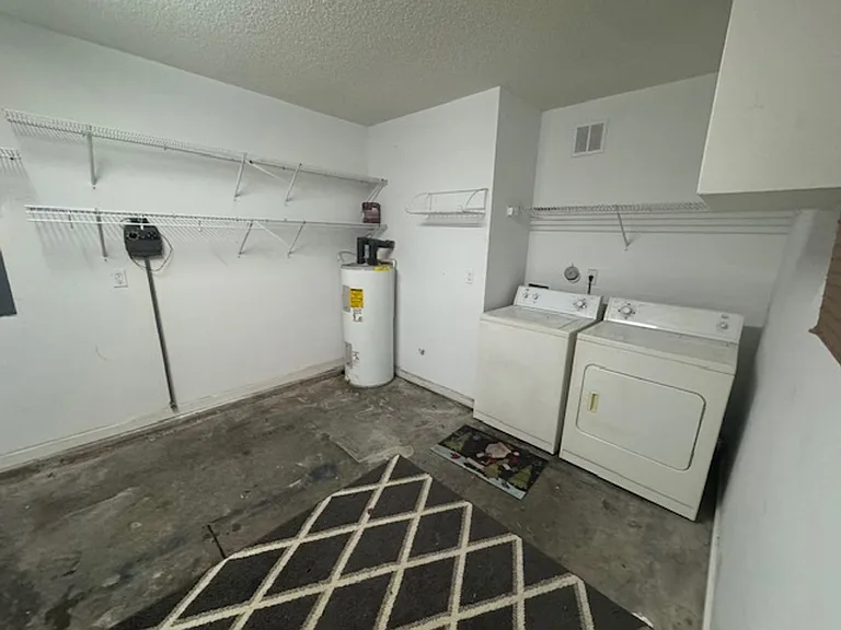 7217 Vespar Court West Bay Ests — Photo 9