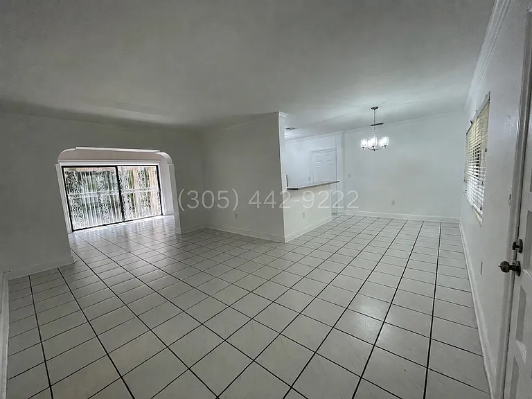 828 Lorca St — Photo 11