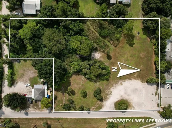 207 N 15th St, Immokalee, FL 34142
