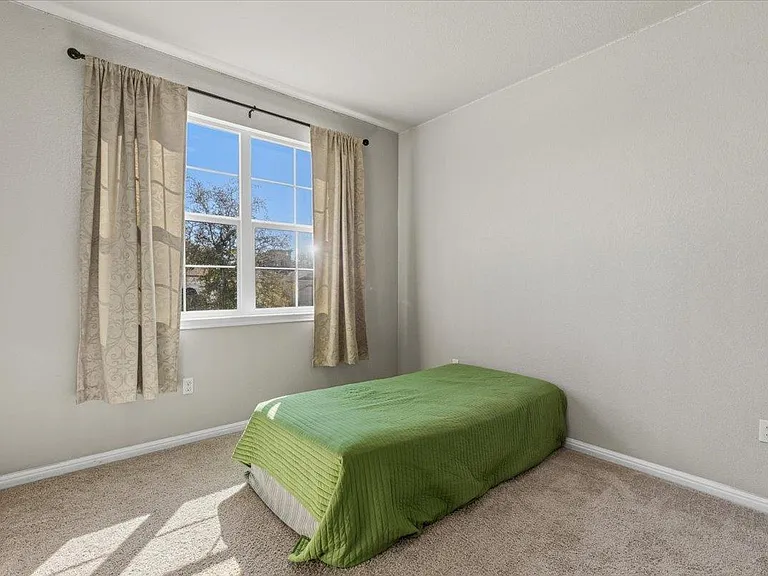 112 Rainmaker Cv — Photo 23