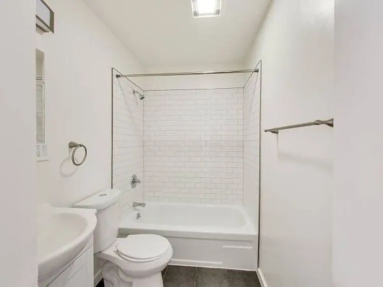 2228 Union St #207 — Photo 8