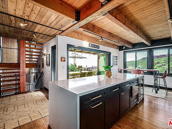 4th image of 2913 Corral Canyon Rd