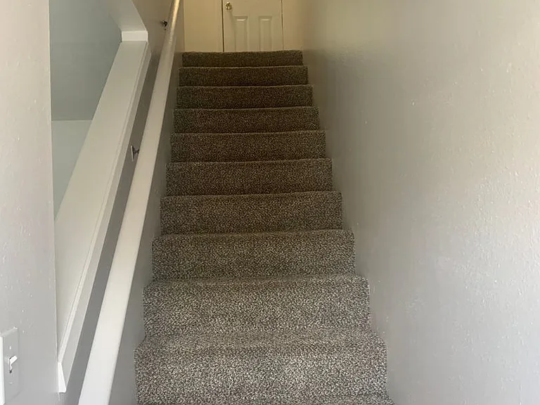 12120 Candelaria Rd NE — Photo 10