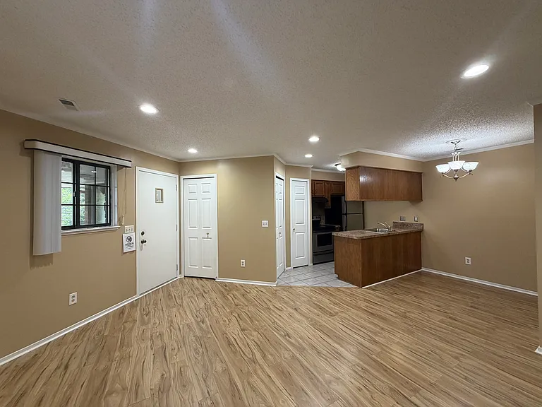 34917 Hamilton Dr #2 — Photo 16