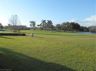 5319 Foxhound Dr, Naples, FL 34104