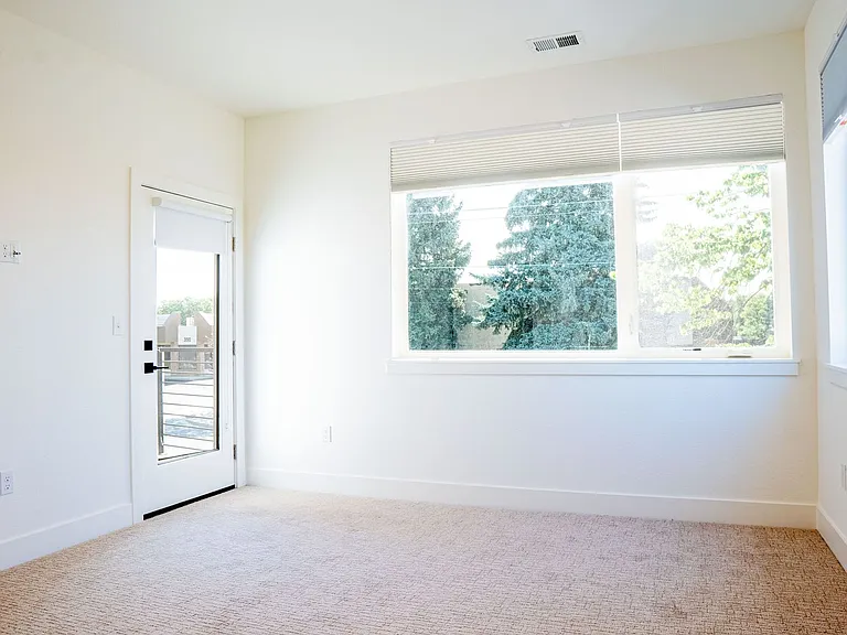 150 Rothrock Pl — Photo 38