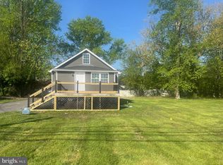 637 S Broadway, Pennsville, NJ 08070