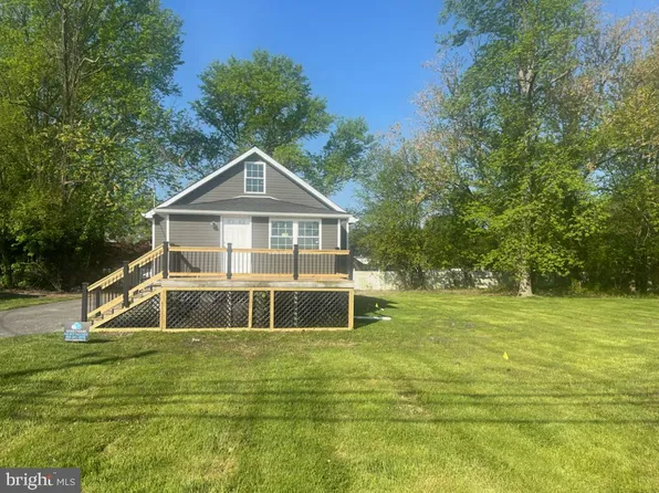 637 S Broadway, Pennsville, NJ 08070