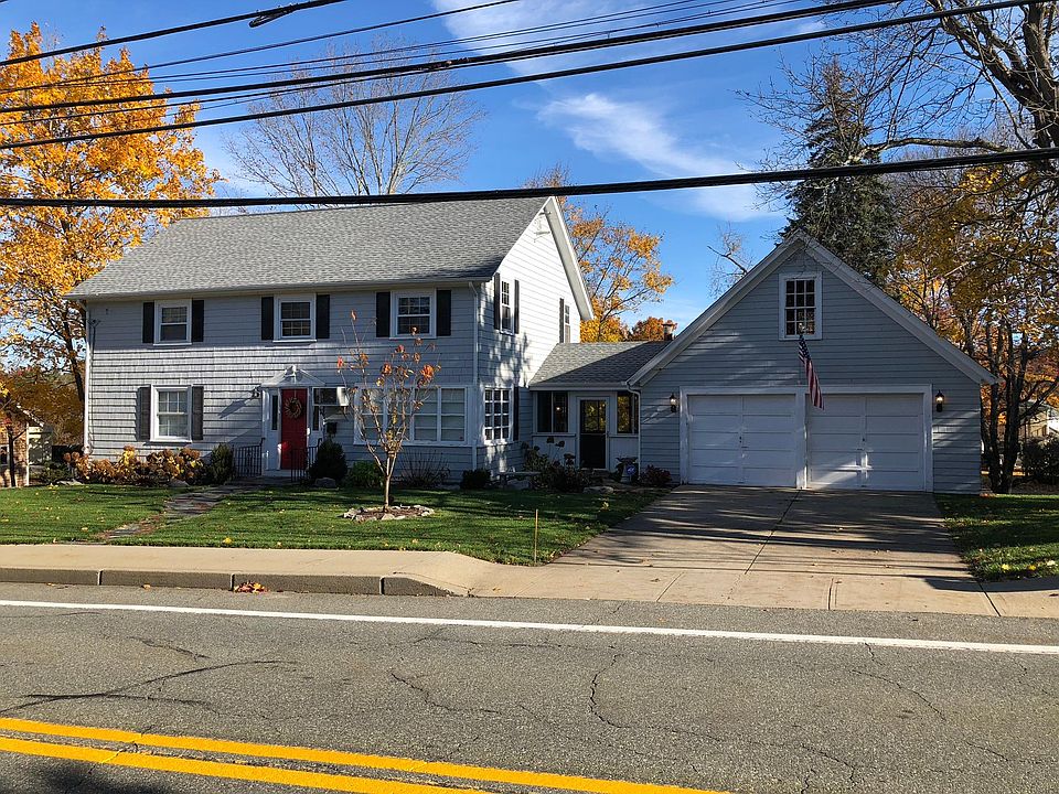 1st image of 77 Farnum Pike #3