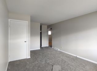 115/ 5 E Hall Street - 5, Sandwich, IL 60548