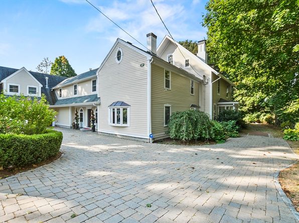 62 Abbott Rd, Dedham, MA 02026