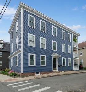 1 Turner St #1, Salem, MA, 01970