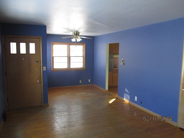 1st image of 615 N Woodlawn Ave