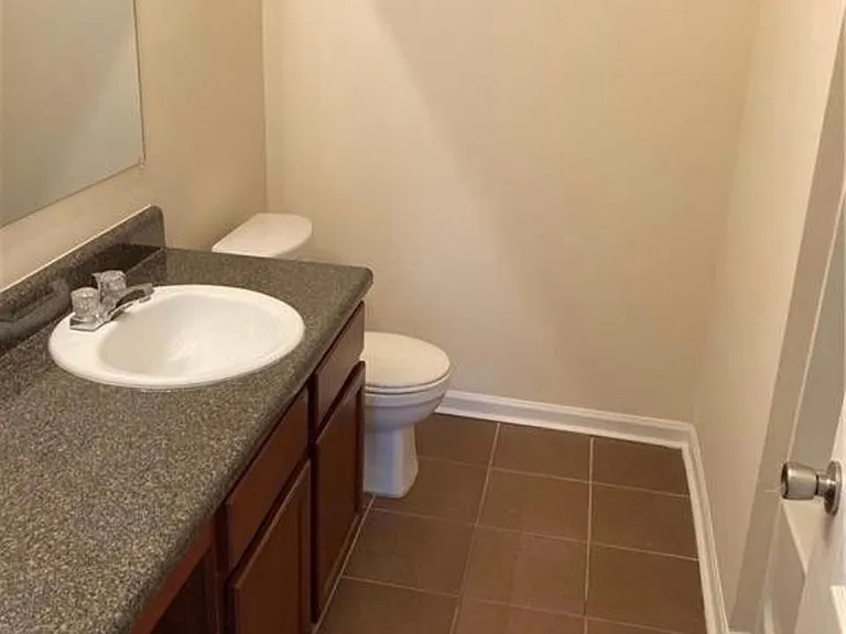 2837 Laurel Ridge Cir — Photo 6