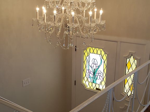 Welcome foyer, marble tile