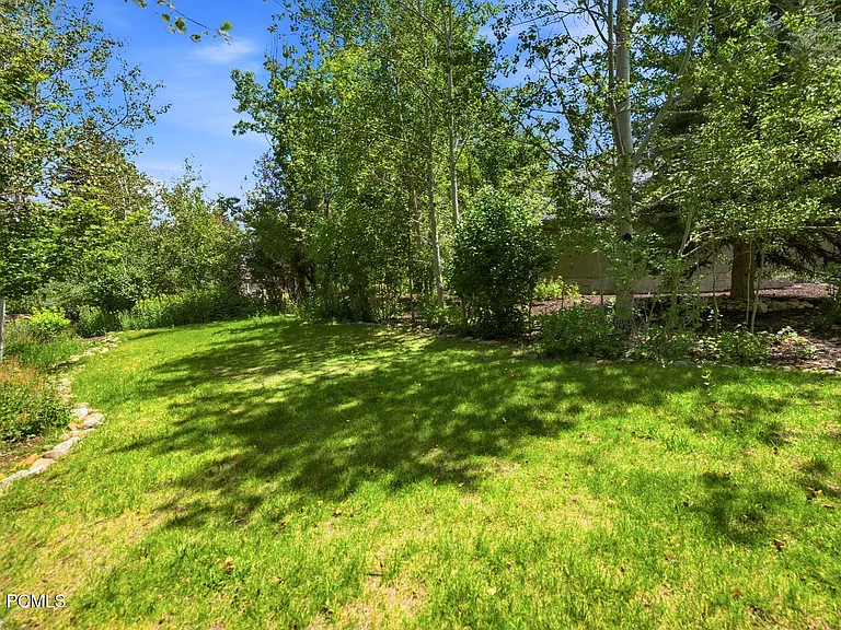 19 Payday Dr — Photo 16