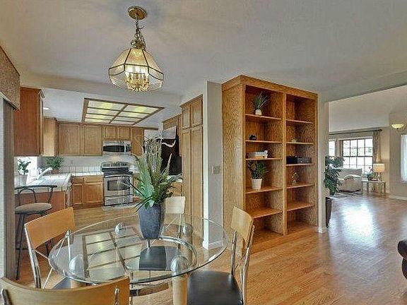 5th image of 3001 Wetmore Dr