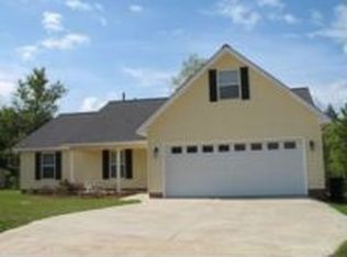 100 Randolph Ct, Ailey, GA 30410