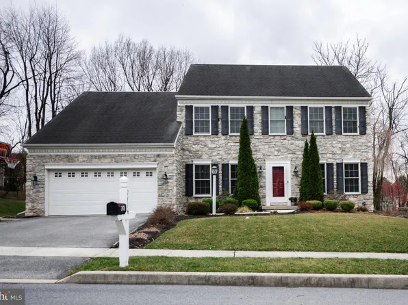 2416 Raleigh Rd, Hummelstown, PA 17036