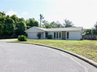 3001 Lakeview Ct, Eustis, FL 32726