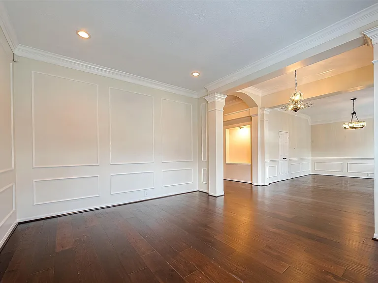 20819 Autumn Redwood Way — Photo 12