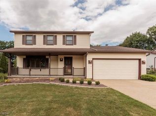 3880 Clearwater Dr, Parma, OH 44134