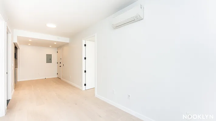 Rented by Nooklyn NYC LLC | media 27