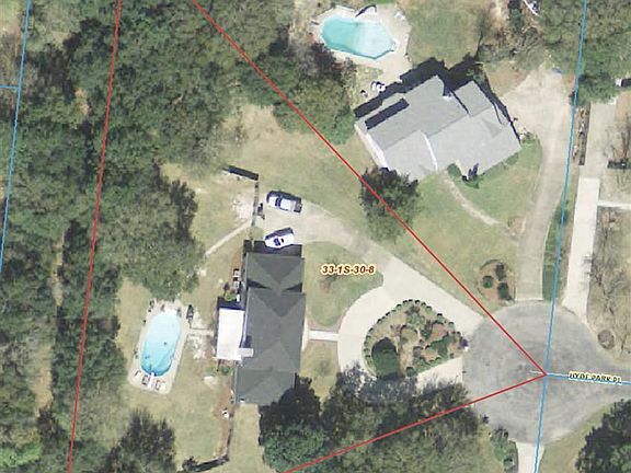 2nd image of 3175 Hyde Park Pl