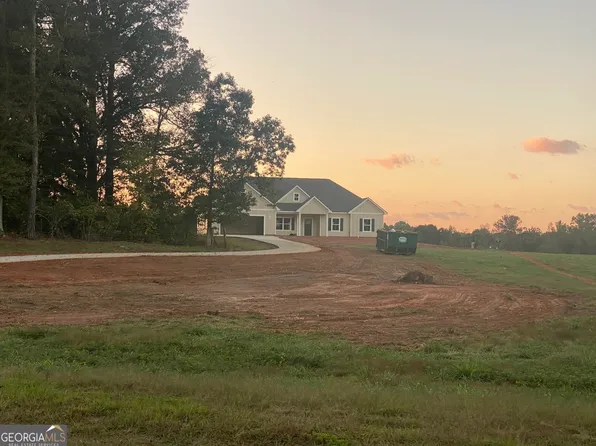 56 Sandefur Rd, Meansville, GA 30256