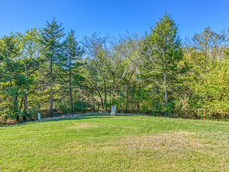 1006 Varenna Ln — Photo 31
