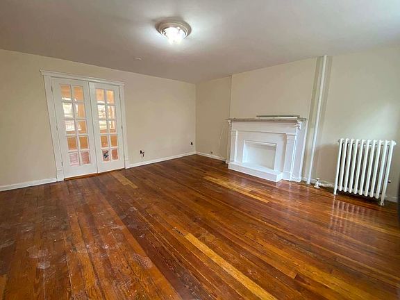 3rd image of 305 Atlantic Ave APT 3R