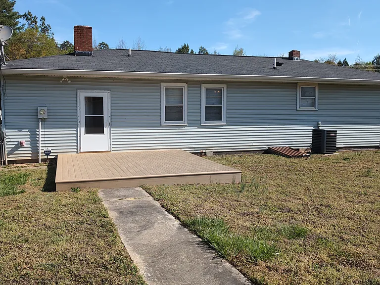 660 Emily Ln — Photo 28