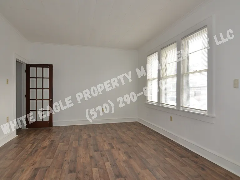 208 Olyphant Ct #A — Photo 1