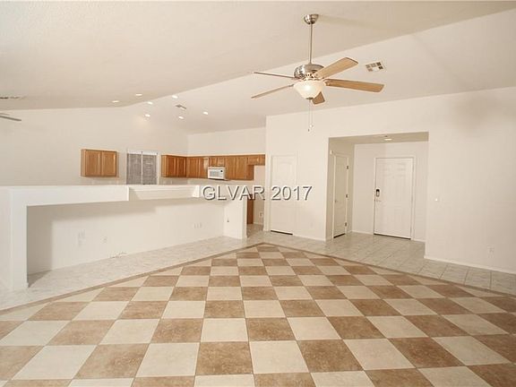 2nd image of 185 Emerald Mountain Ave