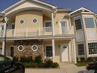 1st image of 72 Autumn Dr