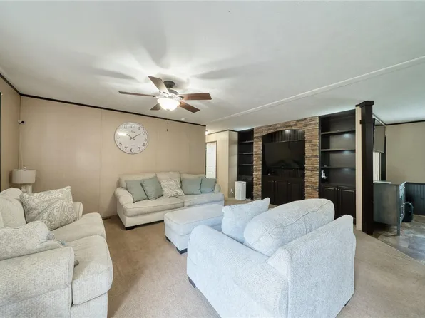 103 County Road 370, Splendora, TX 77372