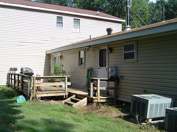 3rd image of 33328 Fox Road