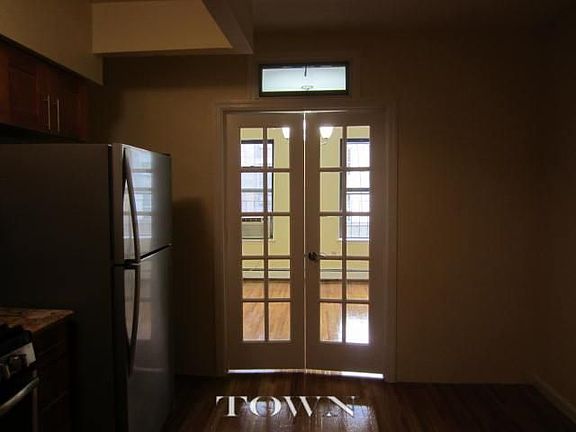 5th image of 251 E 77th St APT 3RW