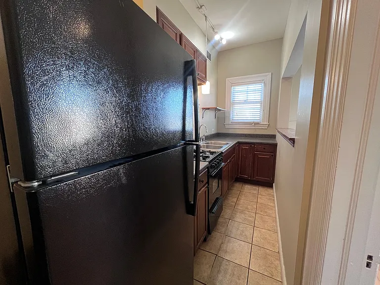 01755 - Lafayette 43 — Photo 11