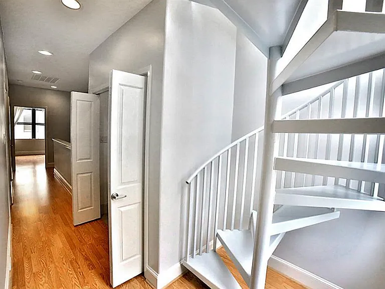 407 Jackson Hill St — Photo 23