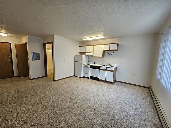 5th image of 1002 43 1/2 St SW #141