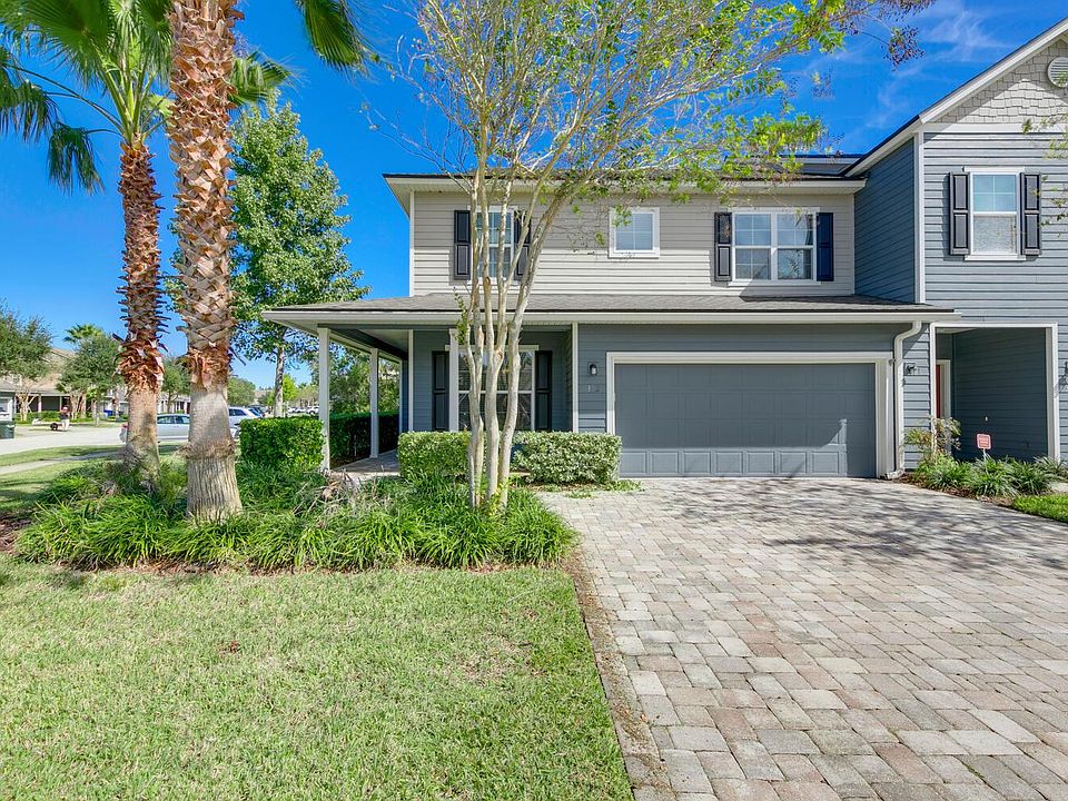 Beautiful End Unit with X-Wide Driveway