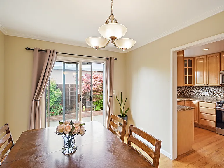 101 Manzanita Ave — Photo 14