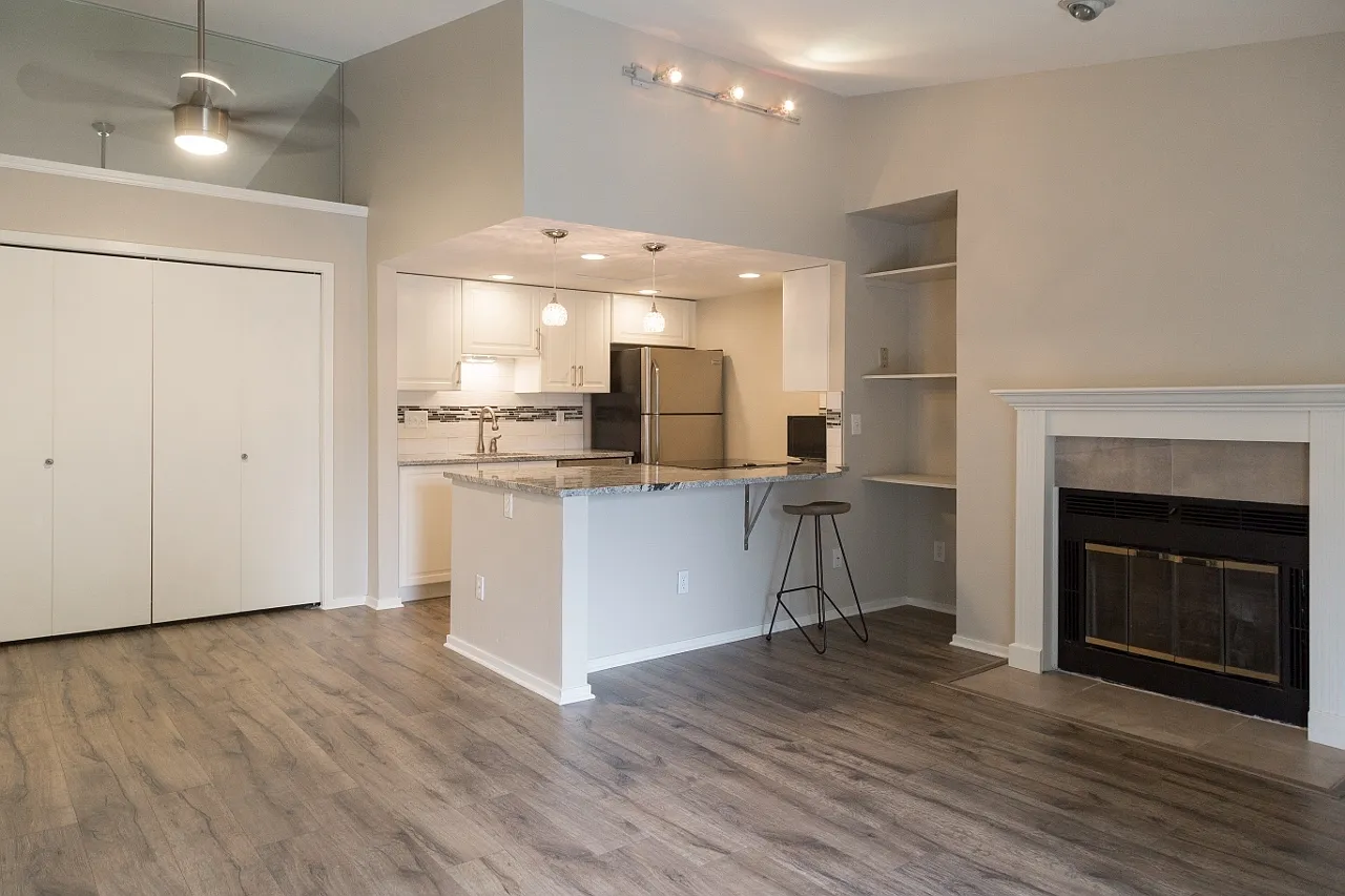 Renovated Two Bedroom Condo For Rent In North Boulder — Photo 2