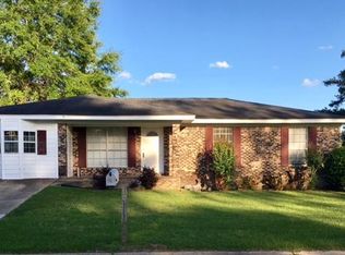 114 Glenhaven Cir, Hattiesburg, MS 39401