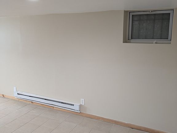 3rd image of 295 S 9th St #Basement